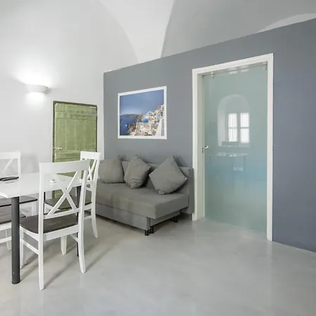 Corrado Caldera Apartment