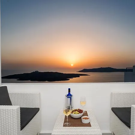 Corrado Caldera Fira (Santorini)